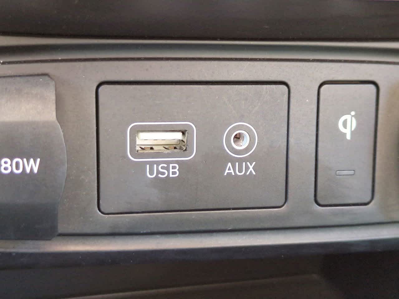 Thumbnail: 2019 Hyundai Veloster - 17