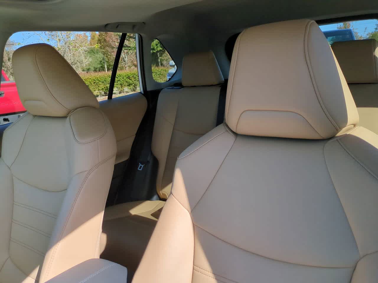 Thumbnail: 2025 Toyota RAV4 - 8