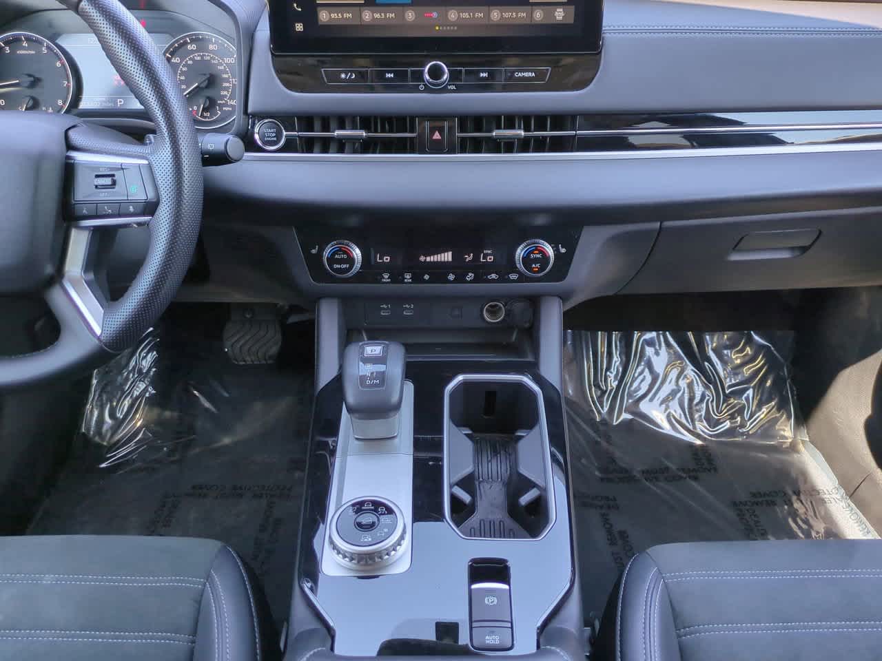 Thumbnail: 2025 Mitsubishi Outlander - 19