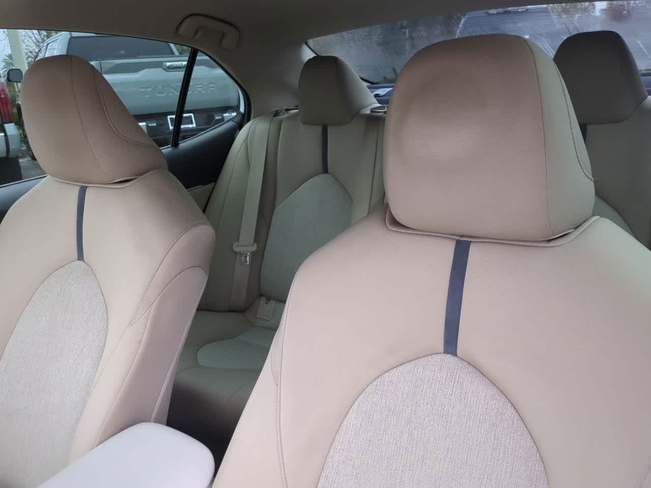 Thumbnail: 2022 Toyota Camry - 8