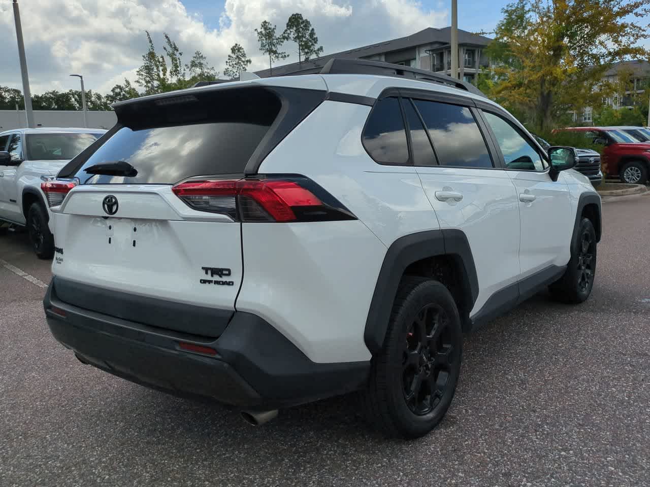 Thumbnail: 2020 Toyota RAV4 - 6