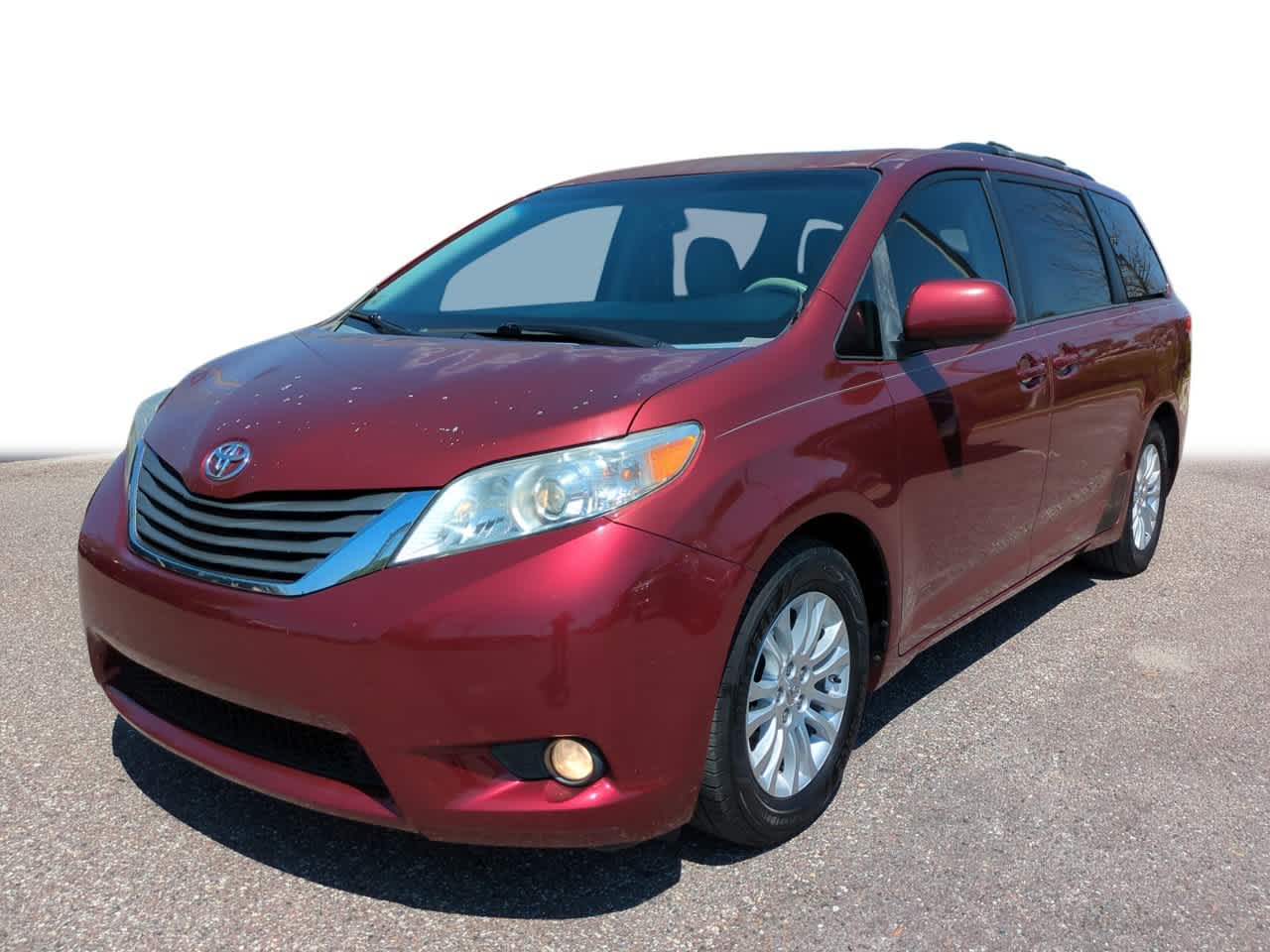 Thumbnail: 2014 Toyota Sienna - 1