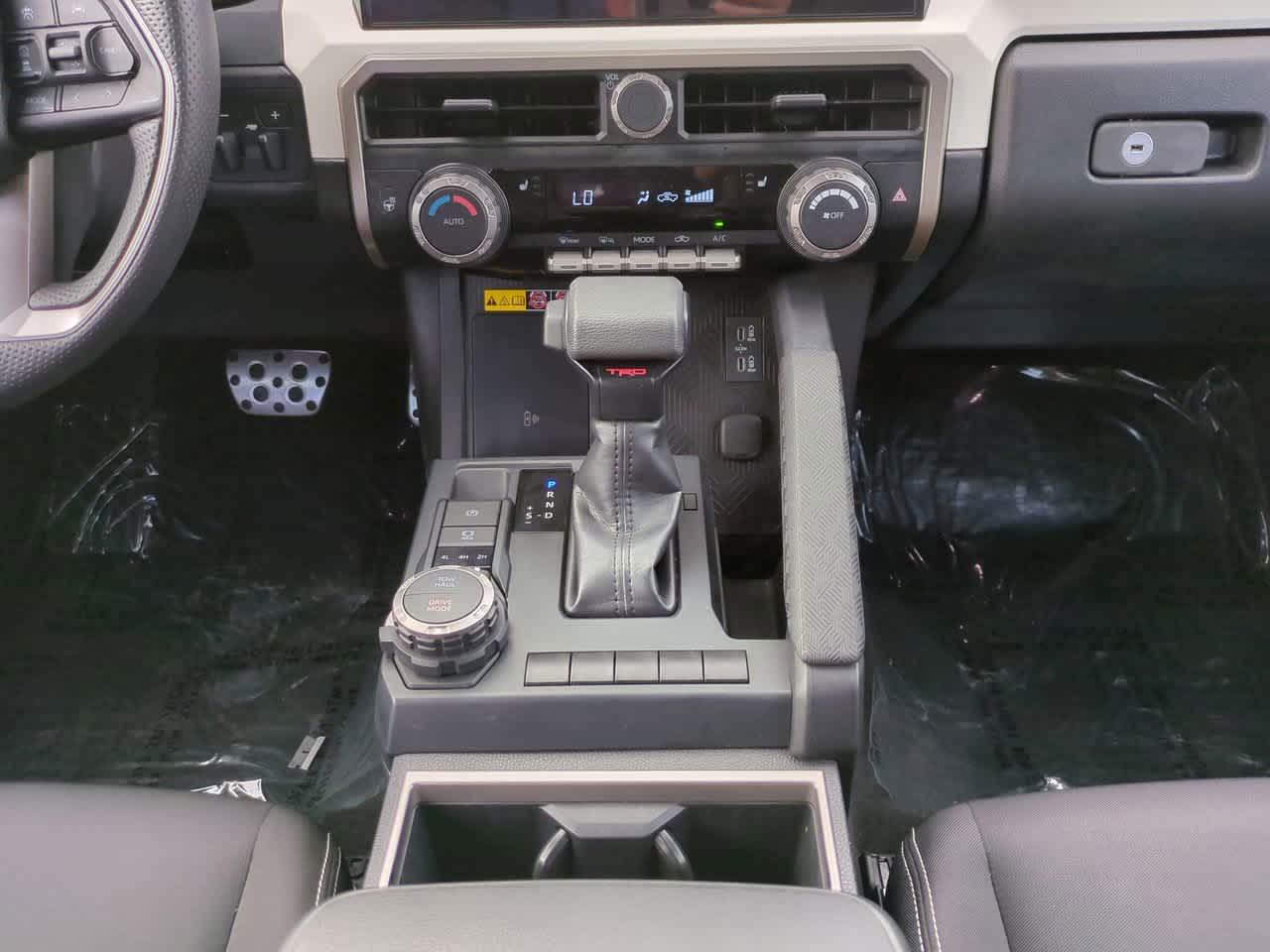 Thumbnail: 2024 Toyota Tacoma - 18
