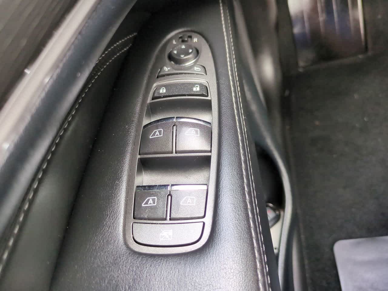 Thumbnail: 2019 INFINITI QX60 - 24