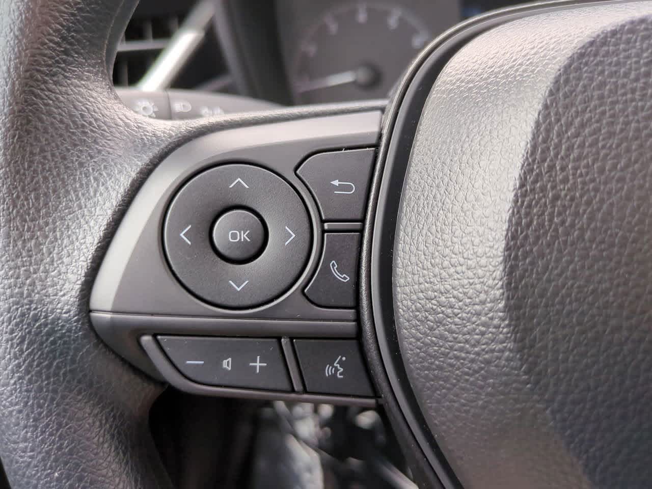 Thumbnail: 2025 Toyota Corolla - 22