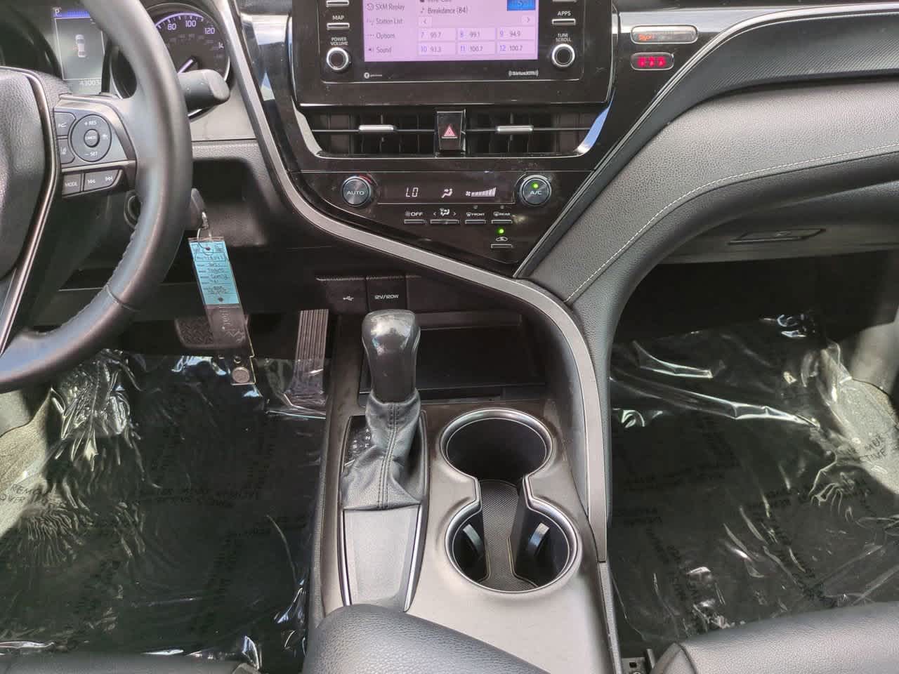 Thumbnail: 2021 Toyota Camry - 18