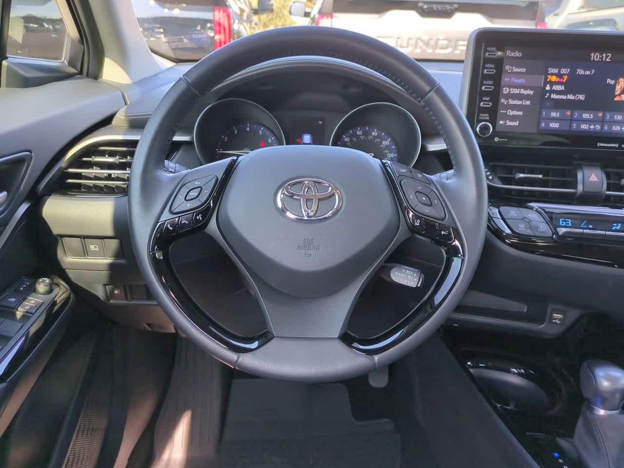 Thumbnail: 2022 Toyota C-HR - 15