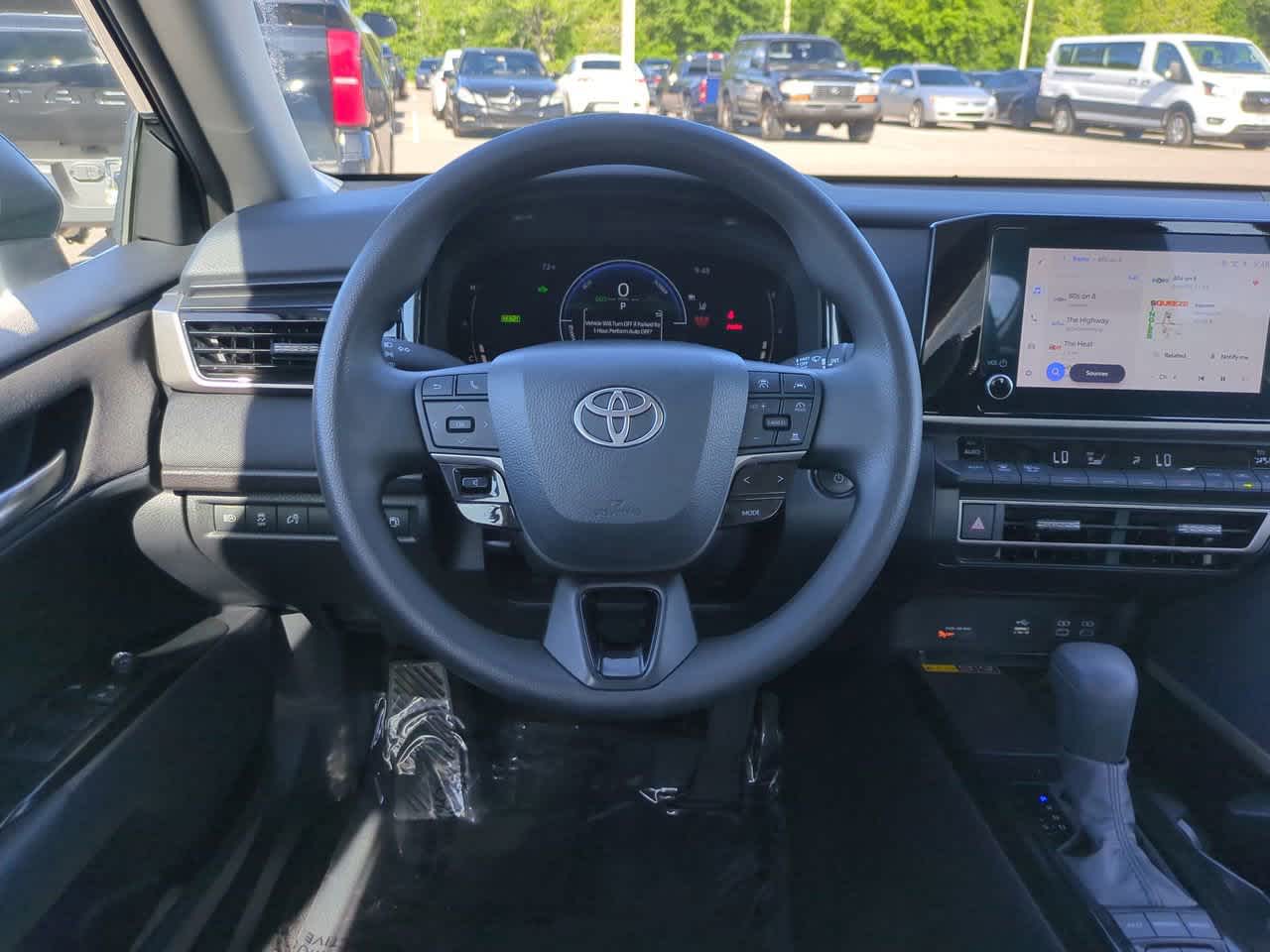 Thumbnail: 2025 Toyota Camry - 15