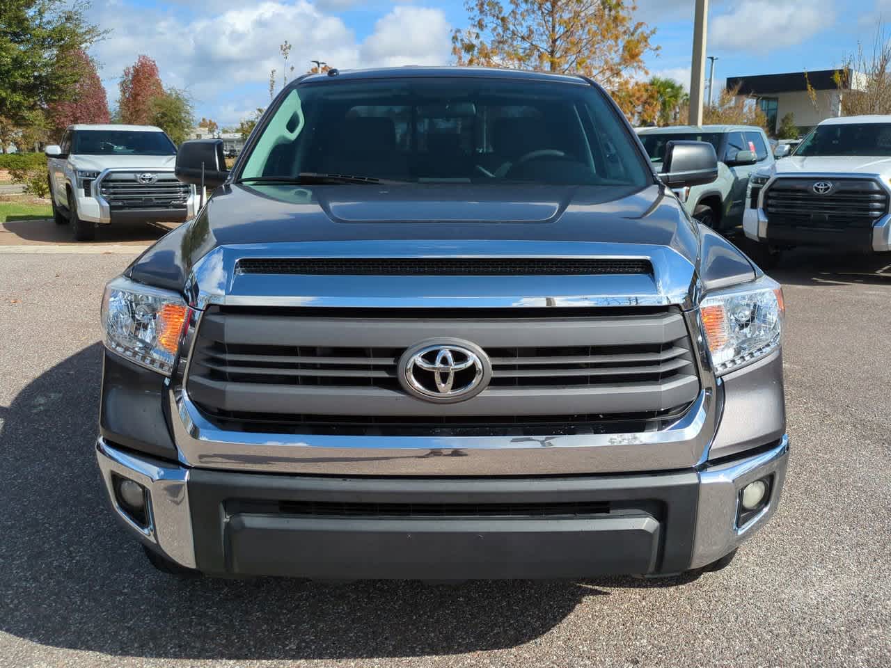 Thumbnail: 2015 Toyota Tundra - 9