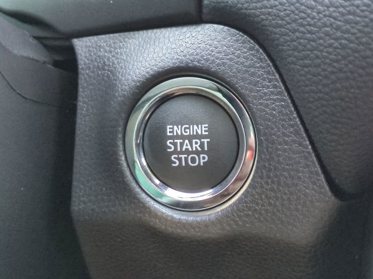 Thumbnail: 2025 Toyota RAV4 - 25