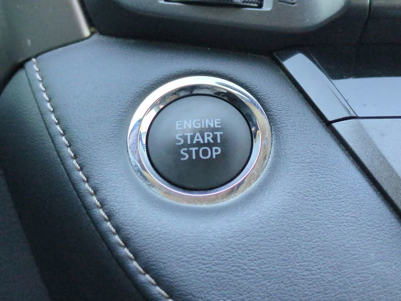 Thumbnail: 2013 Toyota RAV4 - 27