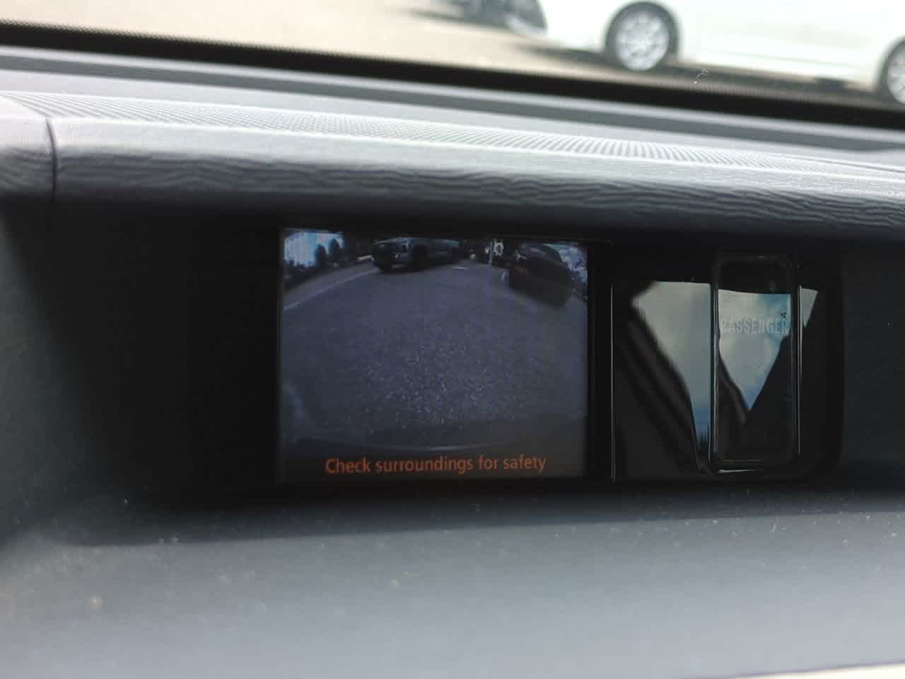 Thumbnail: 2013 Toyota Sienna - 20