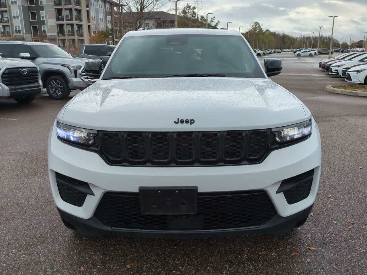 Thumbnail: 2025 Jeep Grand Cherokee - 9