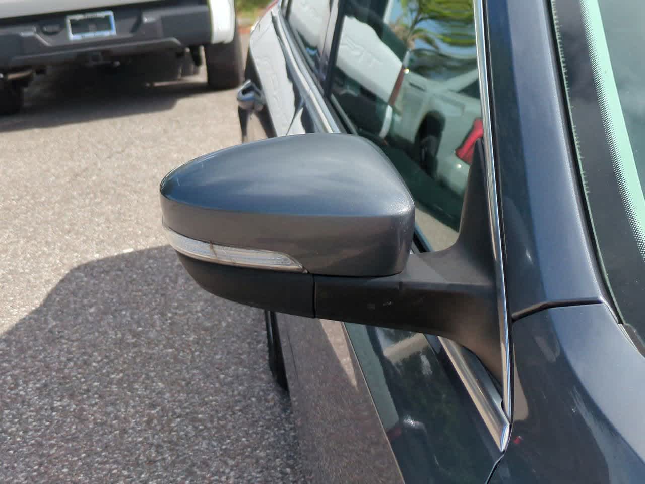 Thumbnail: 2014 Volkswagen Passat - 12