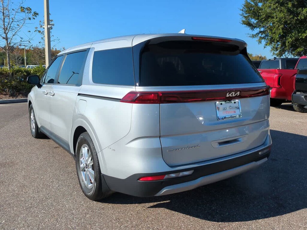 Used 2022 Kia Carnival LXS MPV