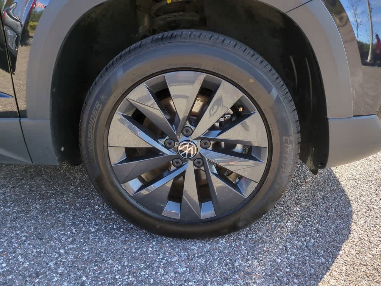 Thumbnail: 2024 Volkswagen Taos - 11