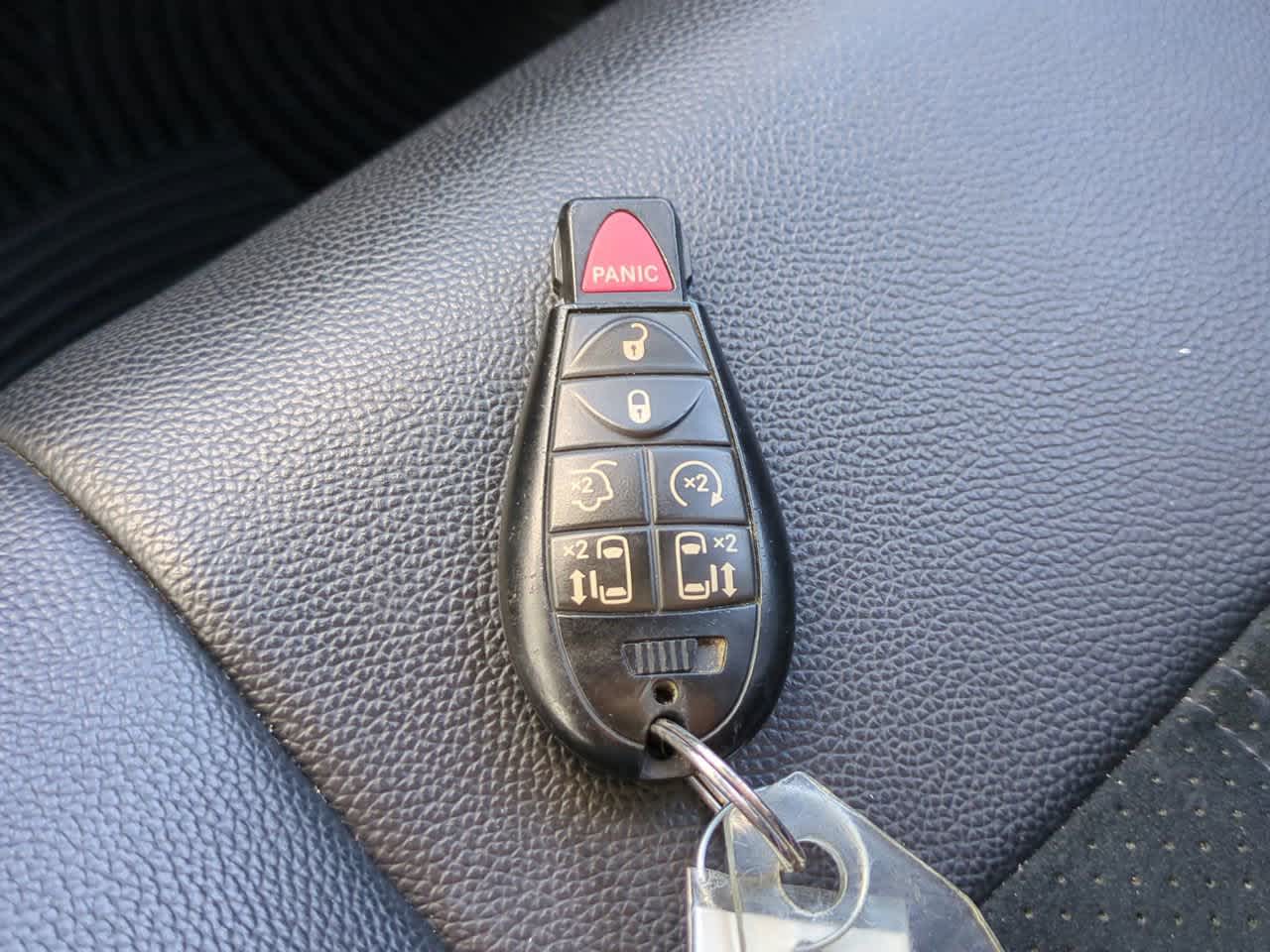 Thumbnail: 2017 Dodge Grand Caravan - 26