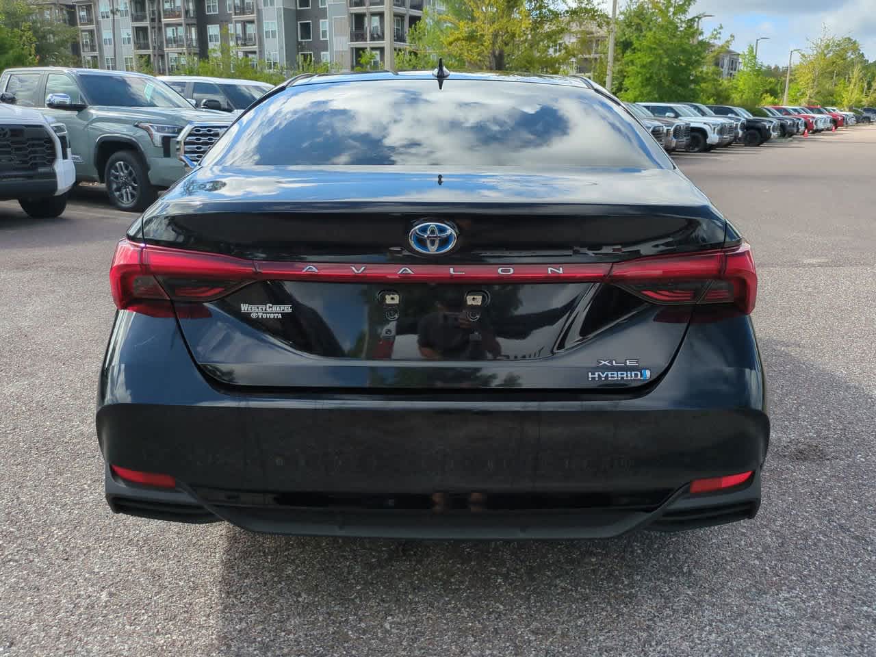 Thumbnail: 2021 Toyota Avalon - 5