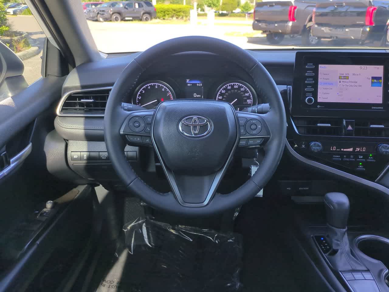 Thumbnail: 2023 Toyota Camry - 15
