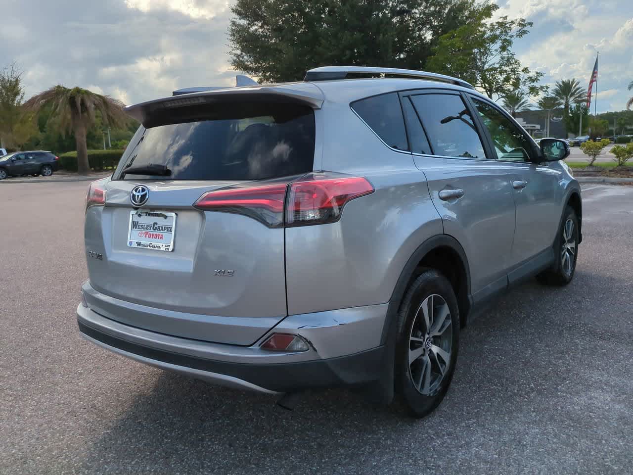 Thumbnail: 2016 Toyota RAV4 - 6