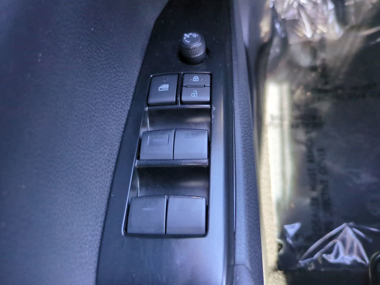 Thumbnail: 2025 Toyota Camry - 21