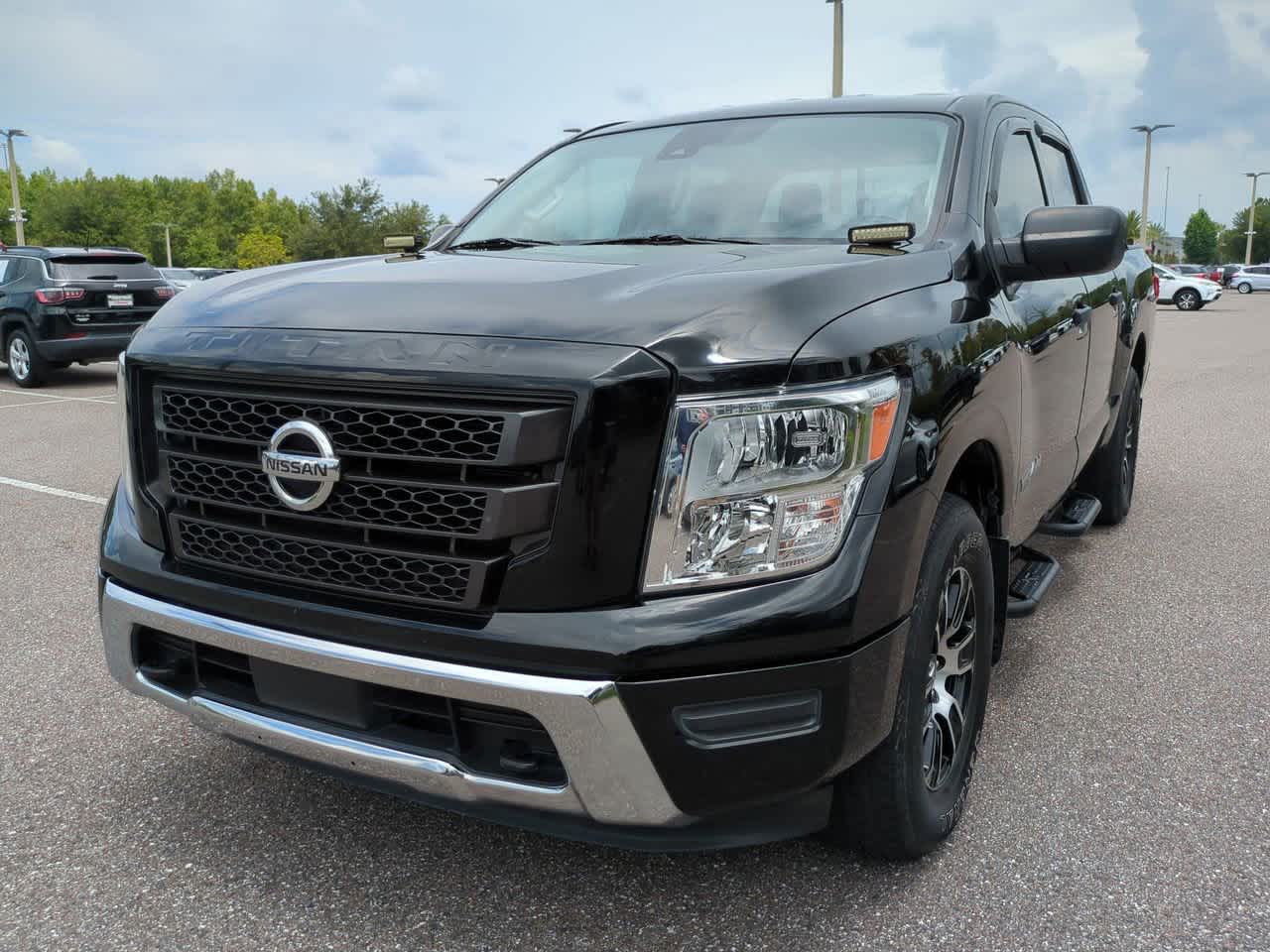 Thumbnail: 2022 Nissan Titan - 2