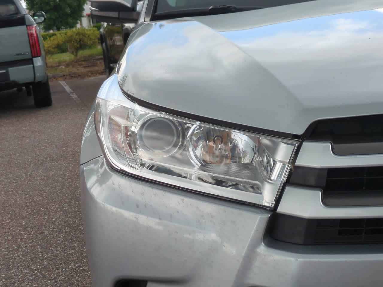 Thumbnail: 2017 Toyota Highlander - 10