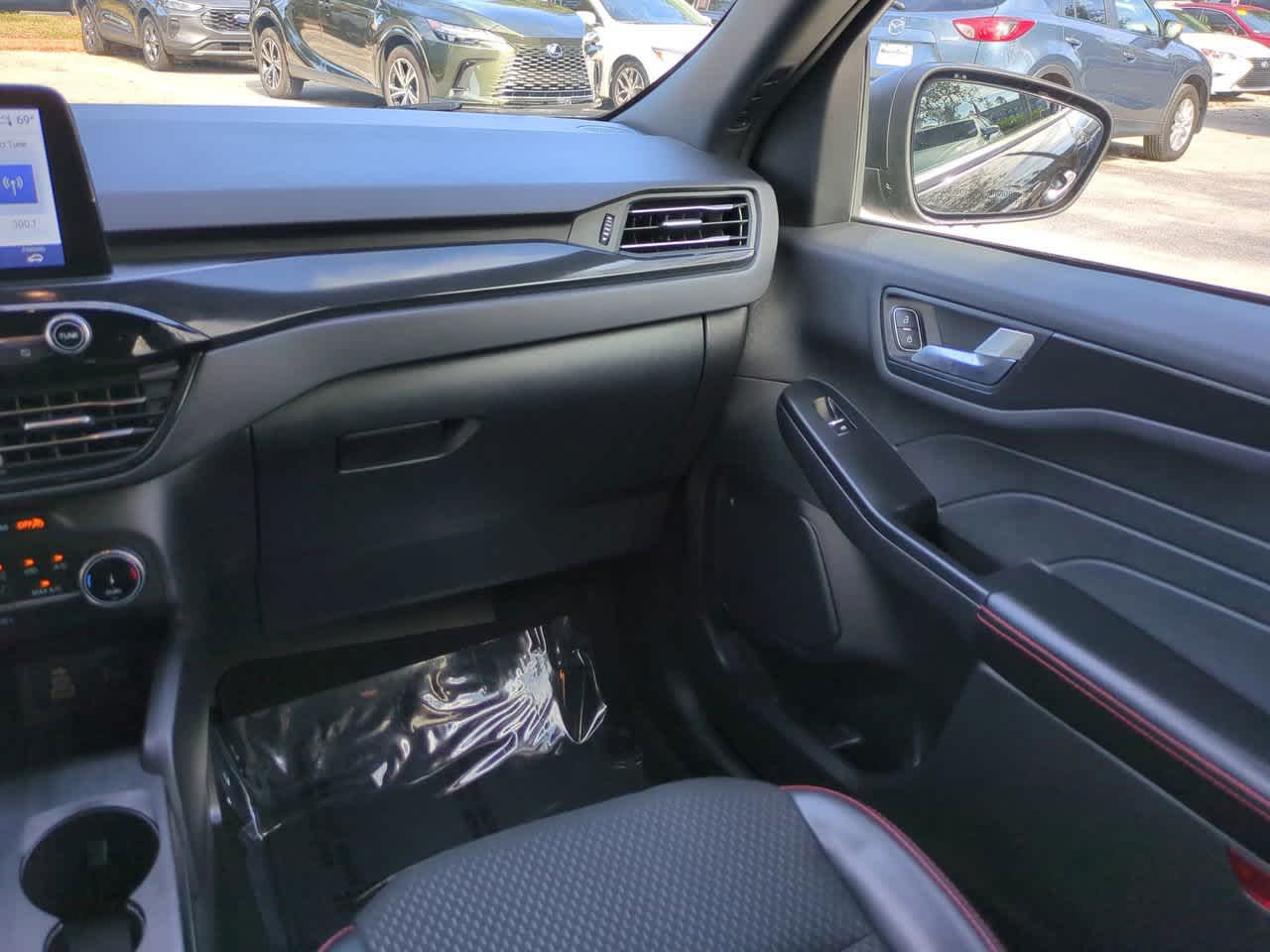 Thumbnail: 2025 Ford Escape - 16