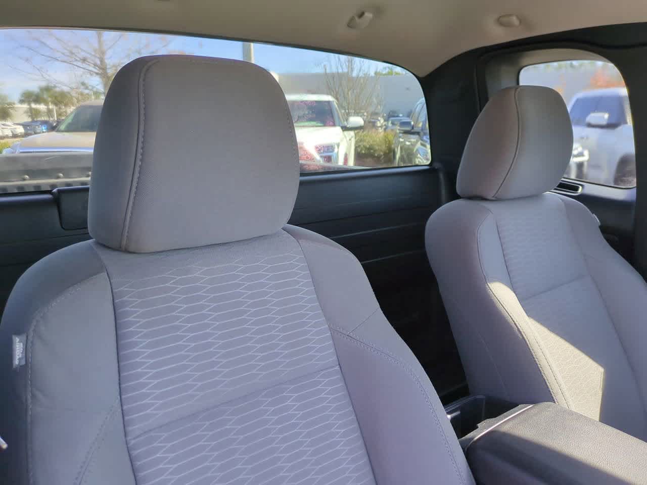 Thumbnail: 2017 Toyota Tacoma - 7