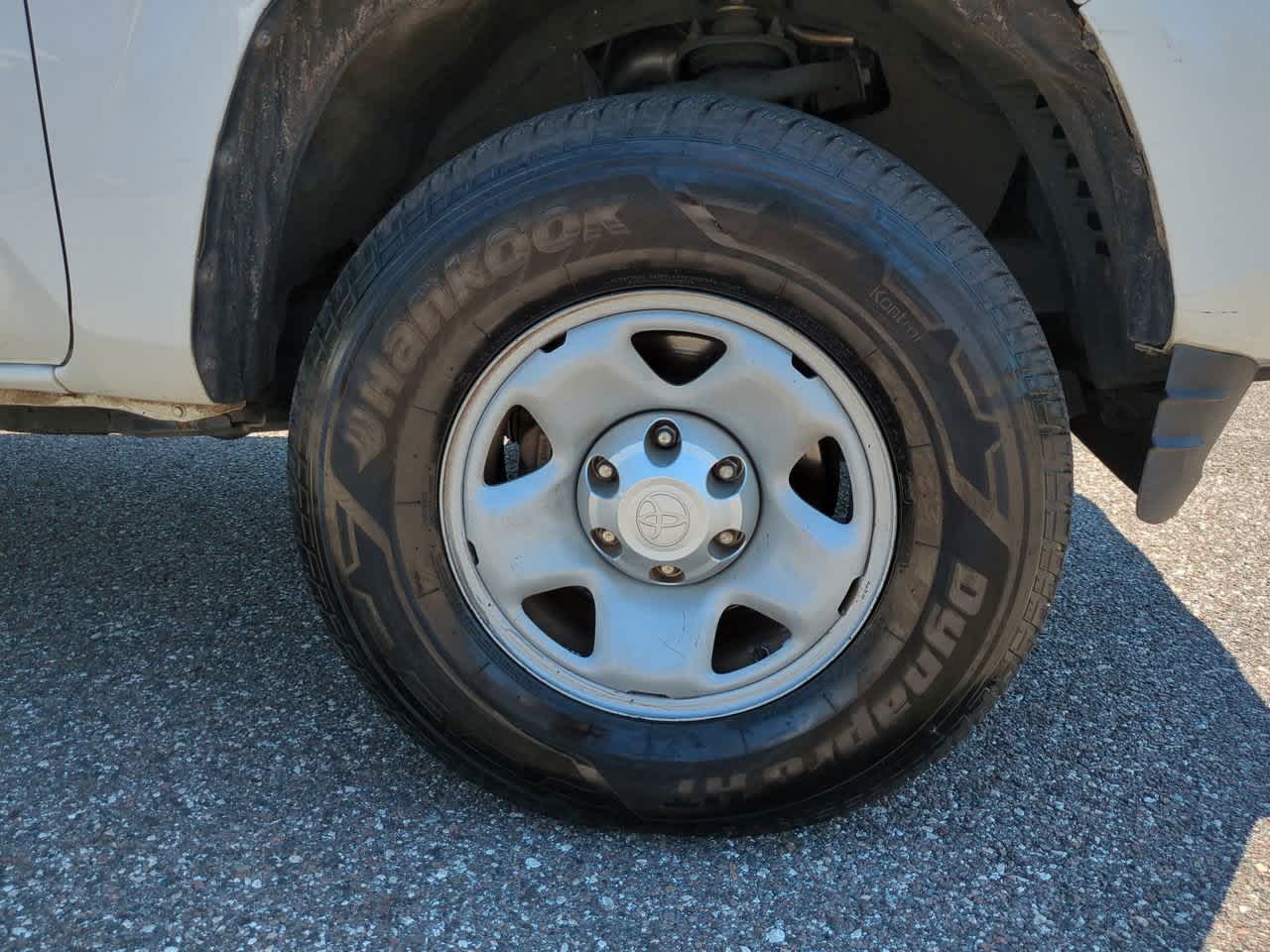 Thumbnail: 2016 Toyota Tacoma - 11