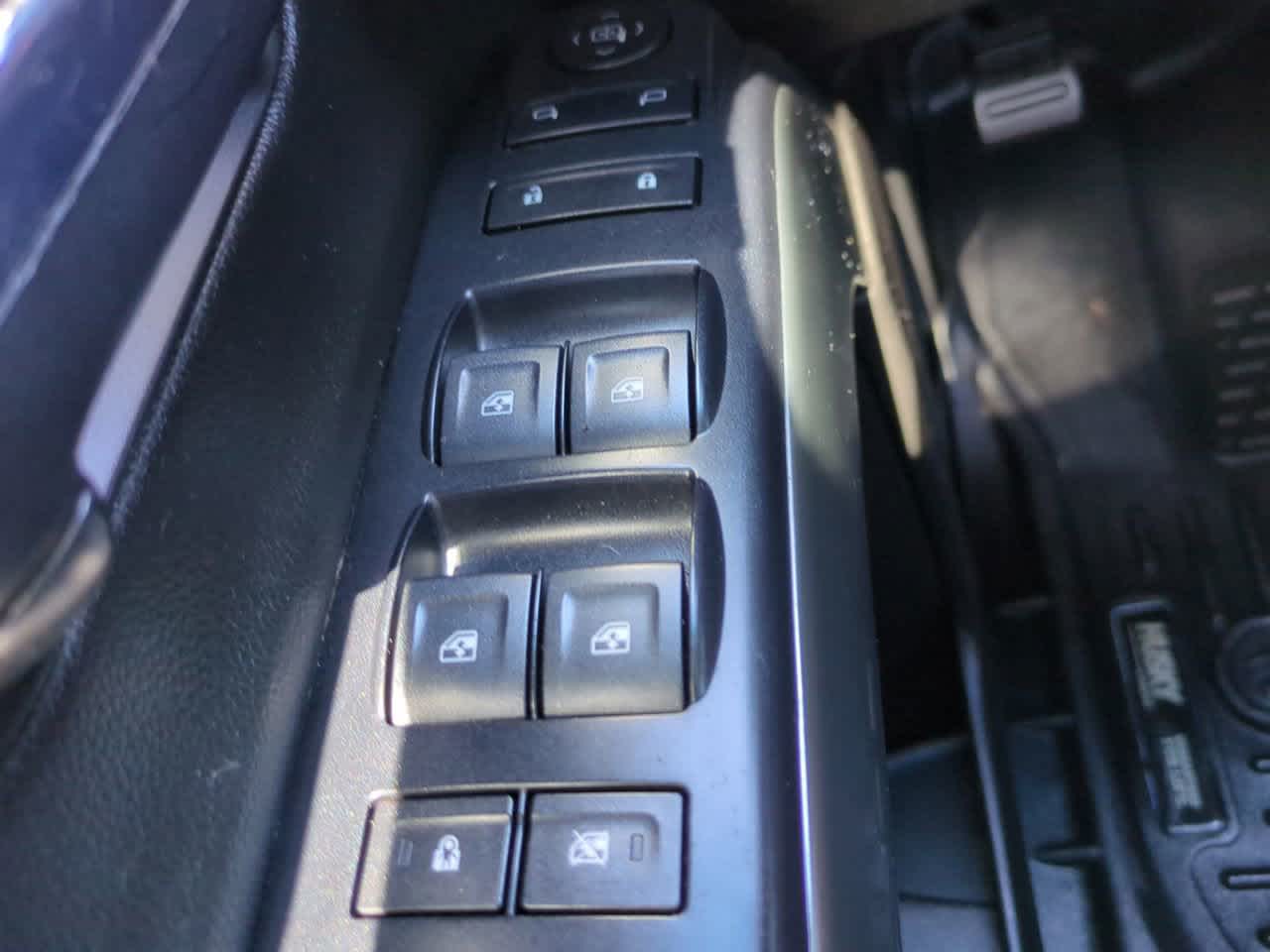 Thumbnail: 2018 Chevrolet Silverado 1500 - 21