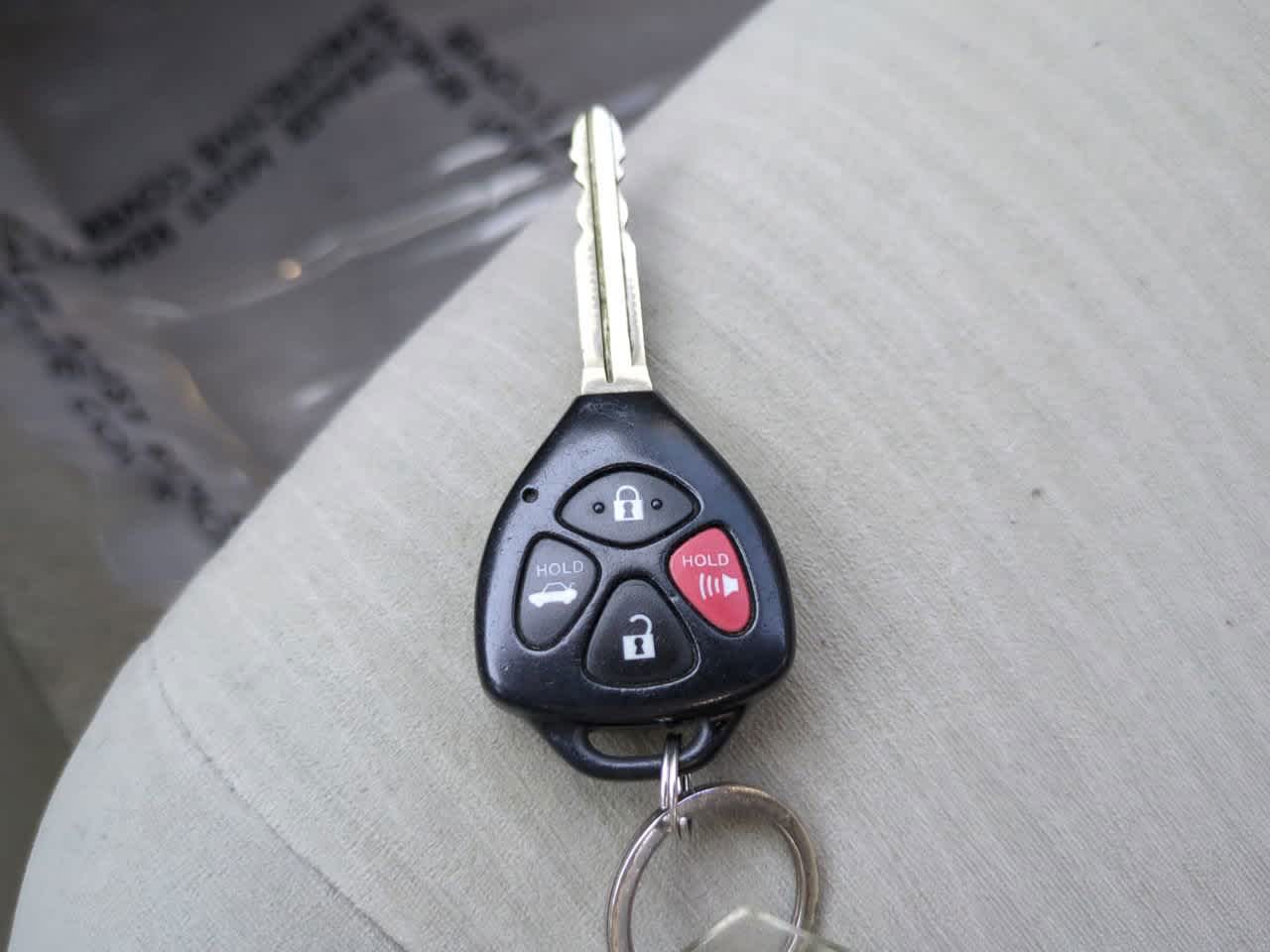 Thumbnail: 2010 Toyota Corolla - 23