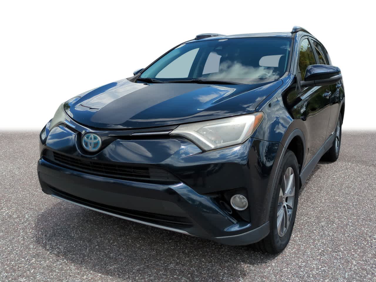 Thumbnail: 2017 Toyota RAV4 - 1