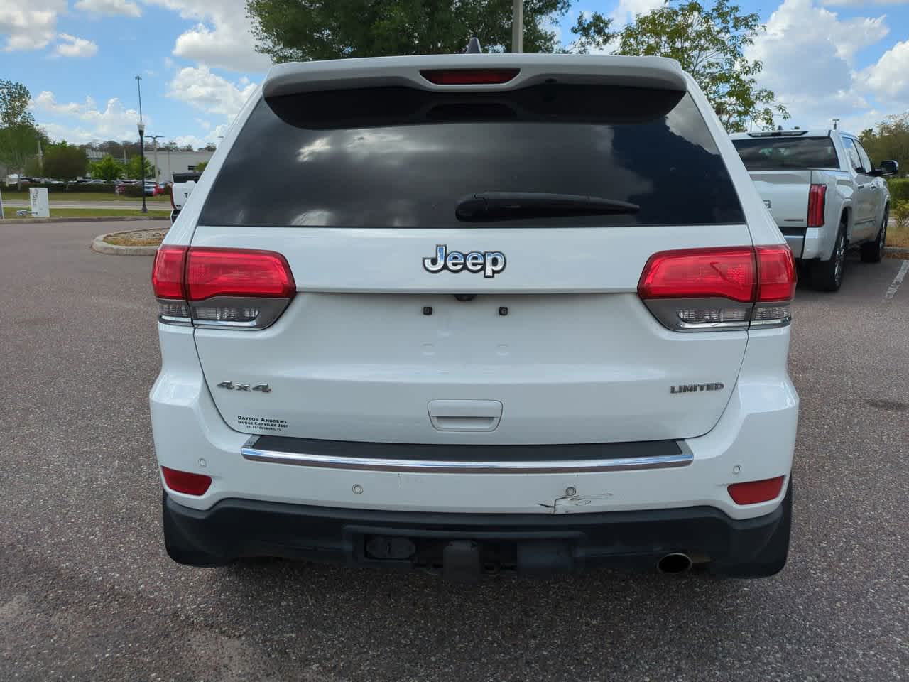 Thumbnail: 2015 Jeep Grand Cherokee - 5