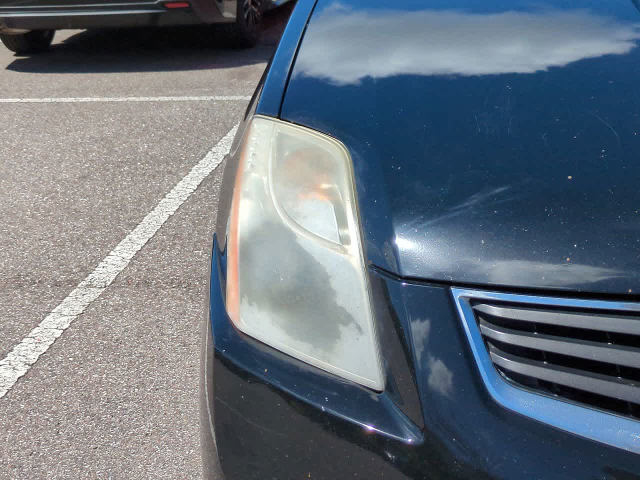 Thumbnail: 2012 Nissan Sentra - 10
