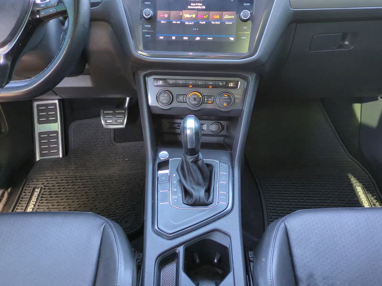 Thumbnail: 2020 Volkswagen Tiguan - 18