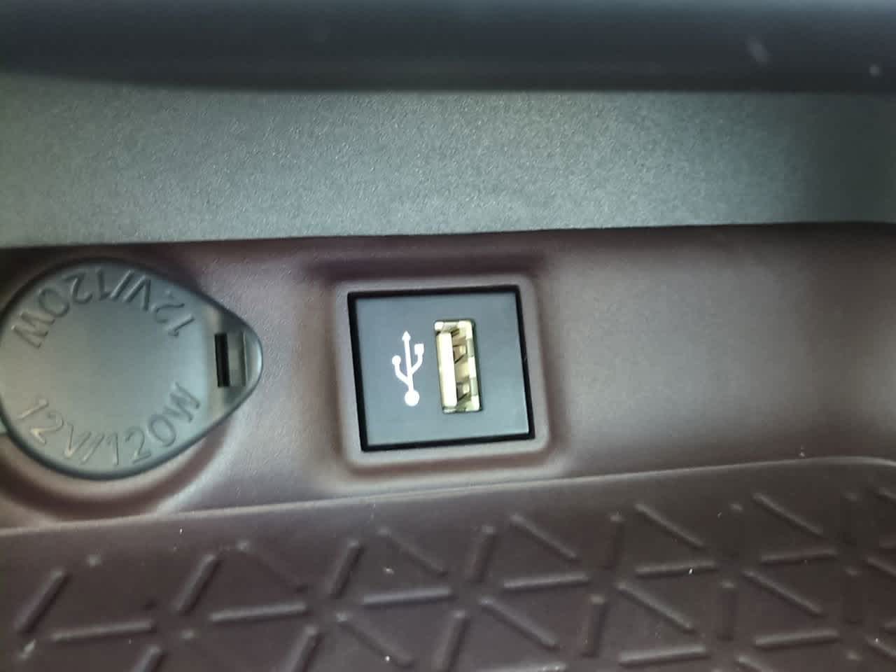 Thumbnail: 2025 Toyota RAV4 - 20