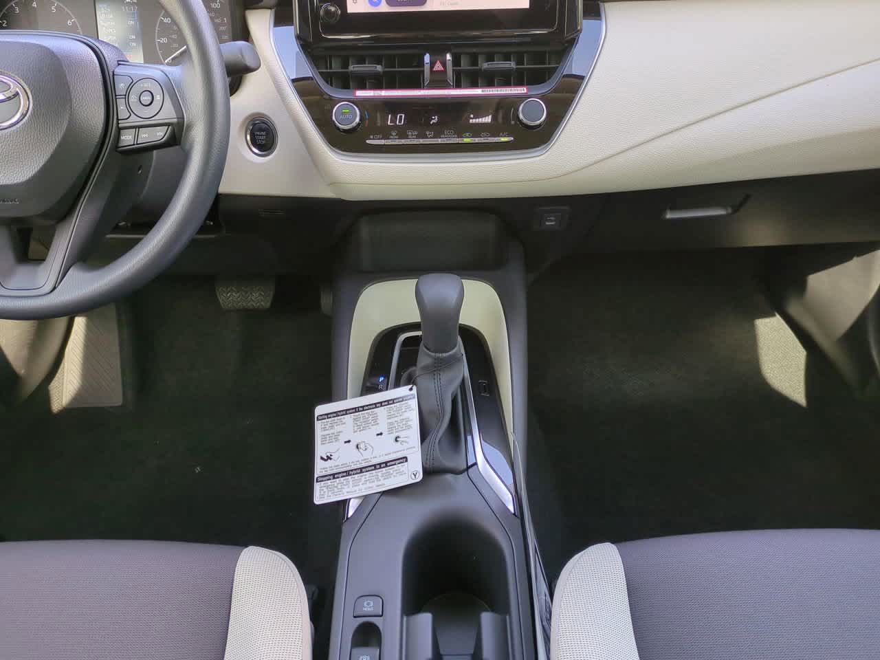 2025 Toyota Corolla LE 18