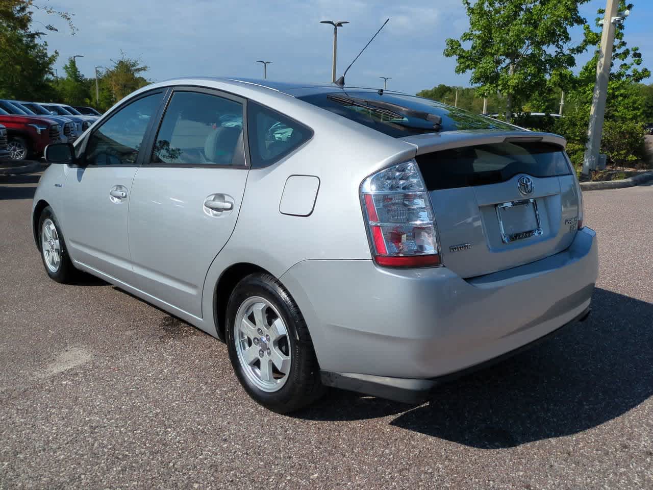 Thumbnail: 2006 Toyota Prius - 4