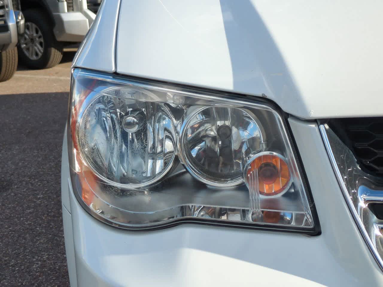 Thumbnail: 2017 Dodge Grand Caravan - 10