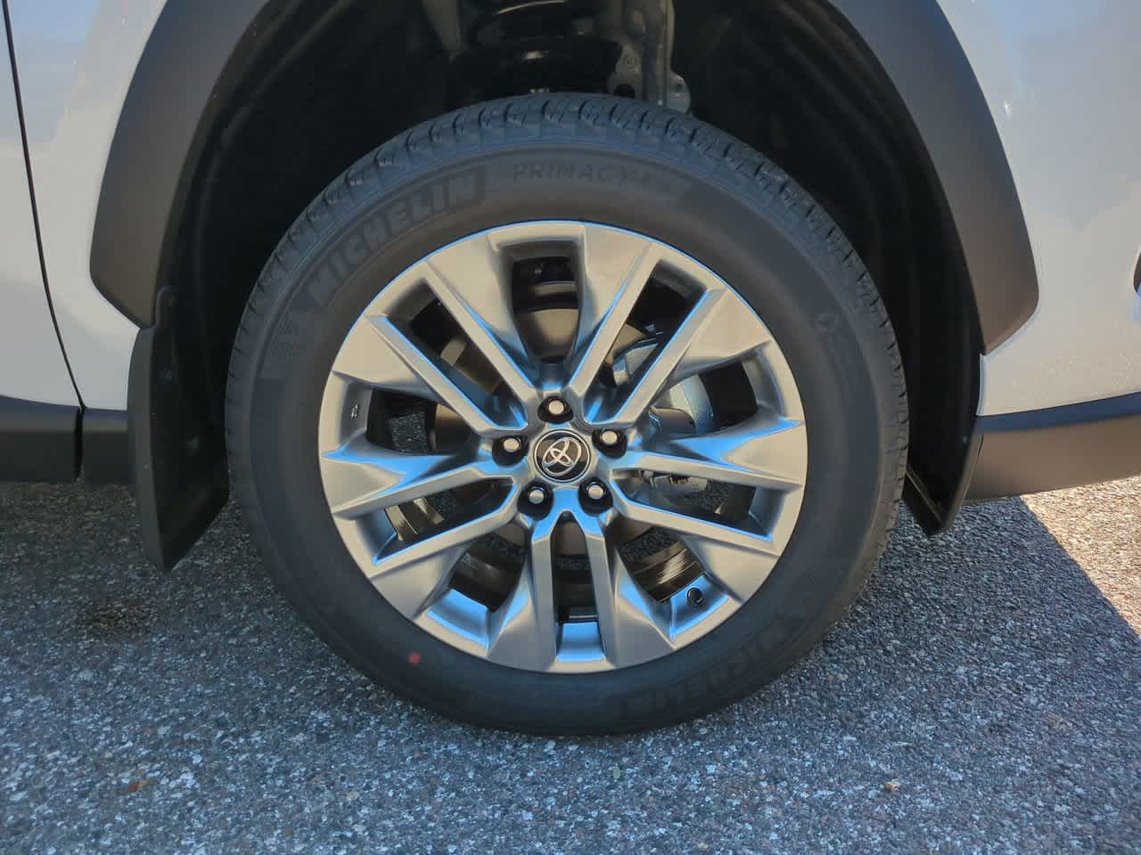 Thumbnail: 2025 Toyota RAV4 - 11