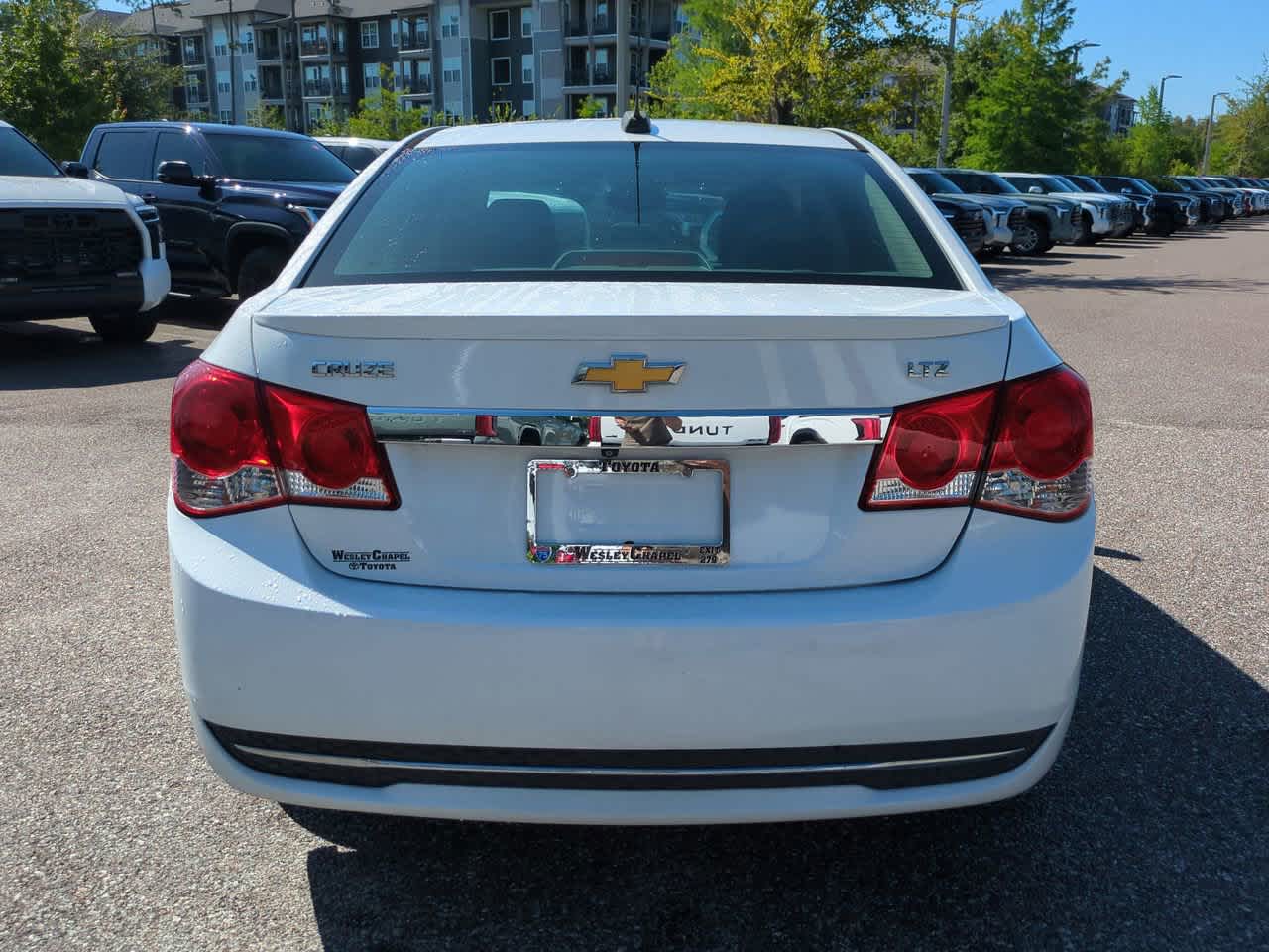 Thumbnail: 2015 Chevrolet Cruze - 5