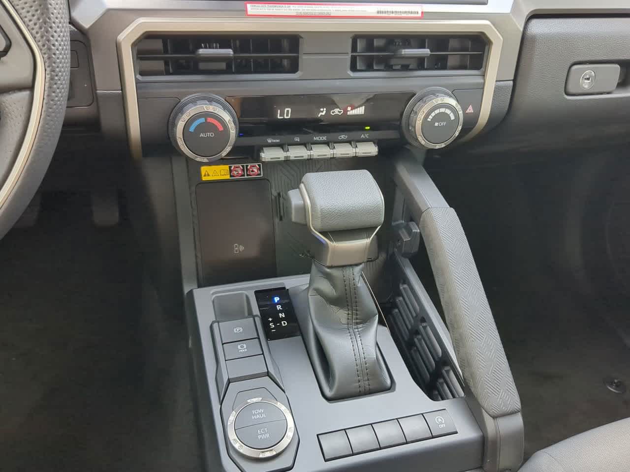 2025 Toyota Tacoma SR5 18