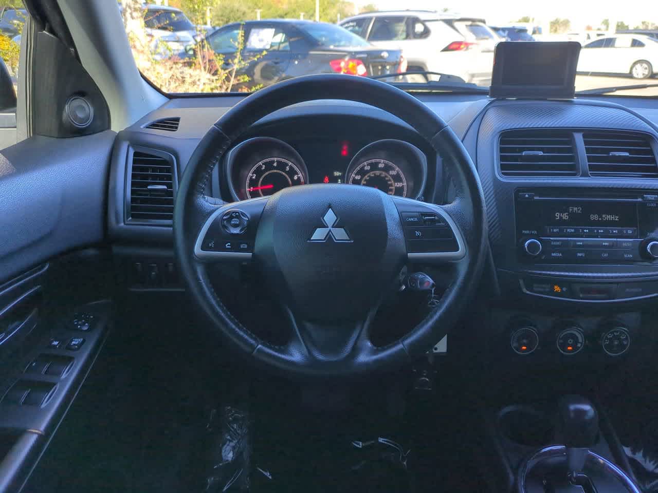 Thumbnail: 2015 Mitsubishi Outlander Sport - 15