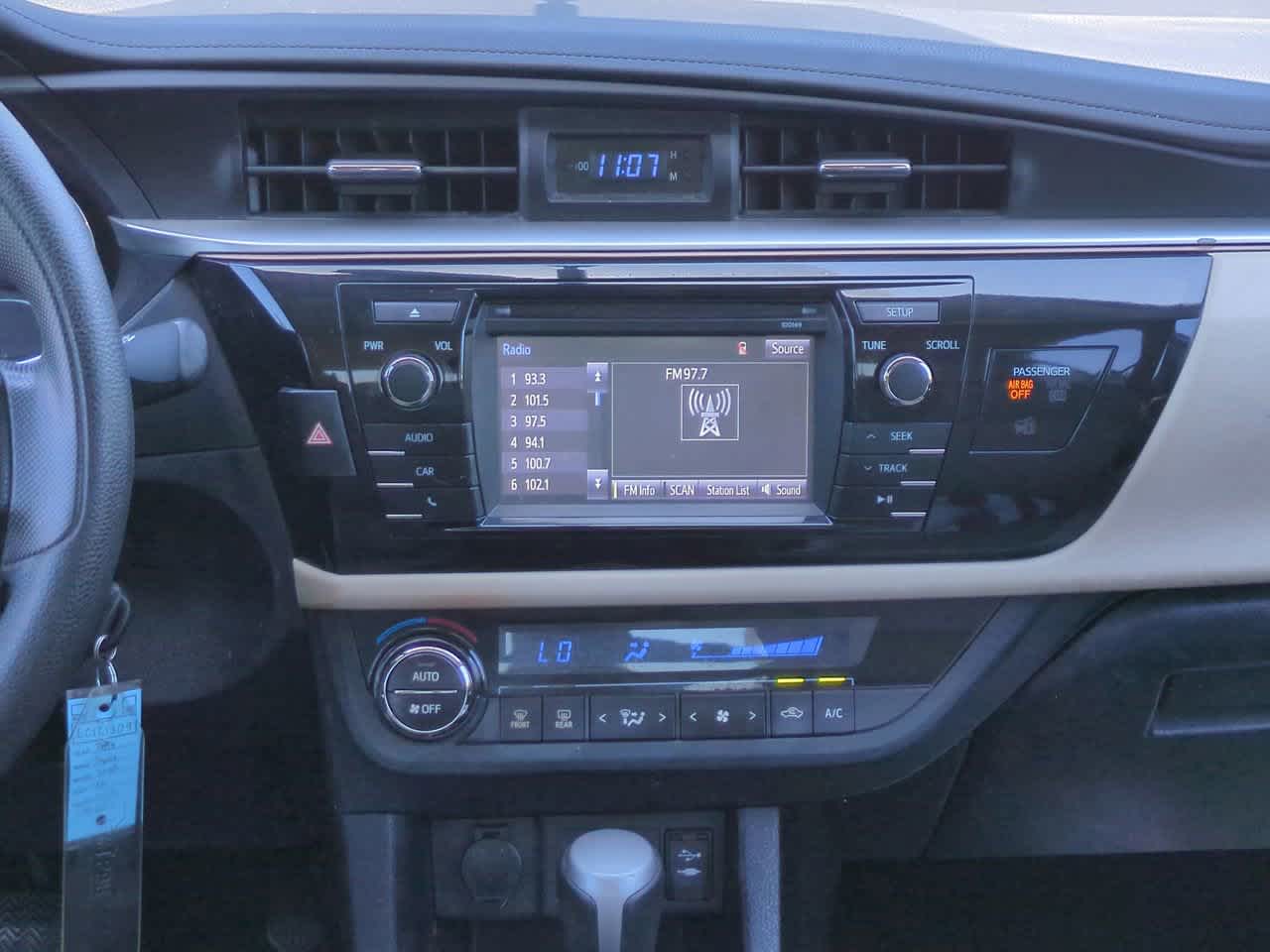Thumbnail: 2014 Toyota Corolla - 17