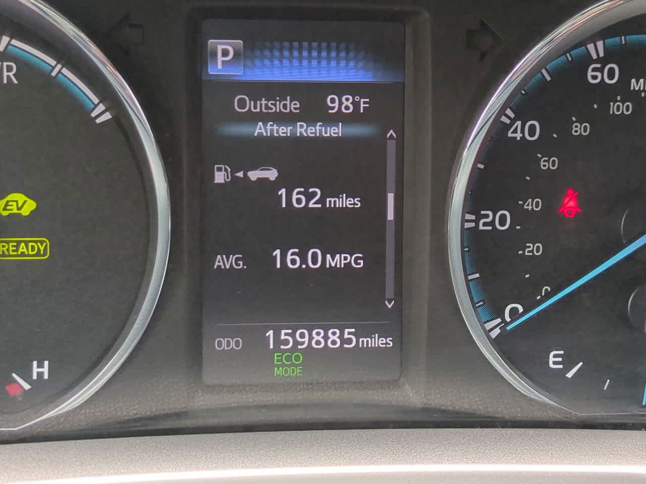 Thumbnail: 2017 Toyota RAV4 - 24