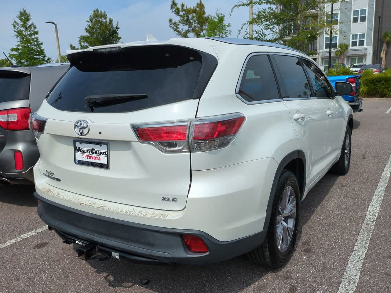 Thumbnail: 2015 Toyota Highlander - 5