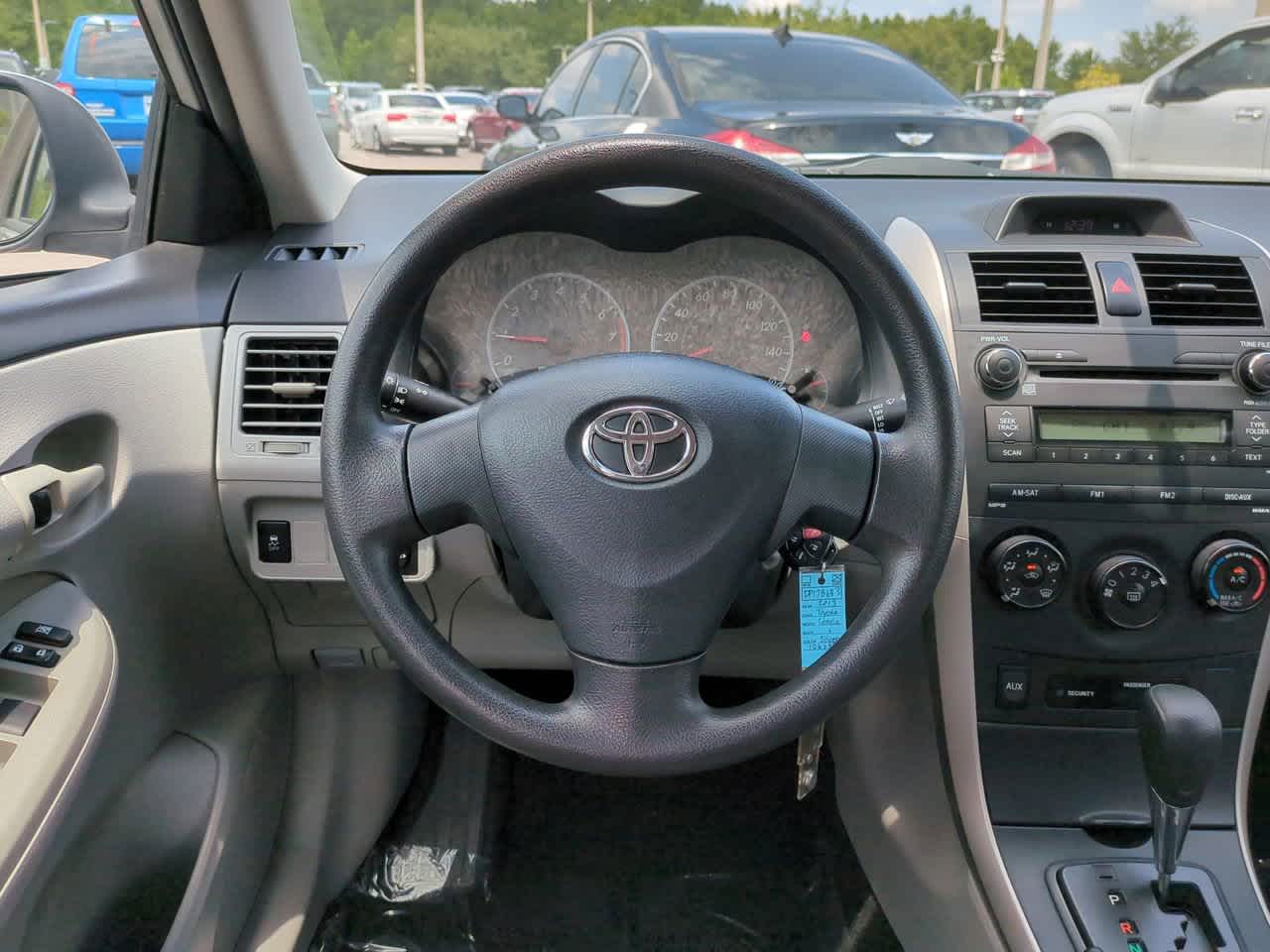 Thumbnail: 2013 Toyota Corolla - 15