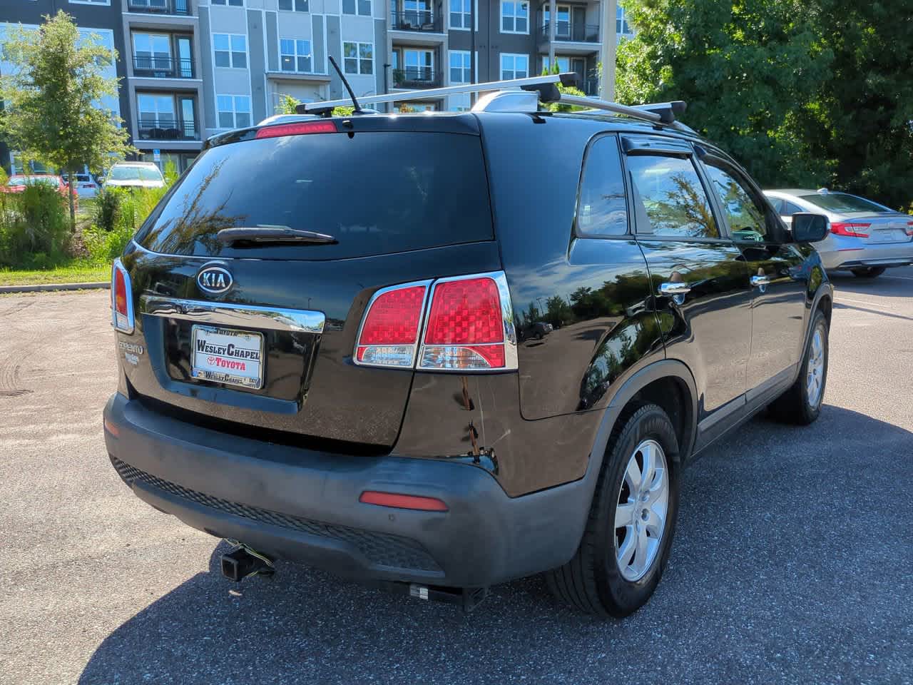 Thumbnail: 2011 Kia Sorento - 6