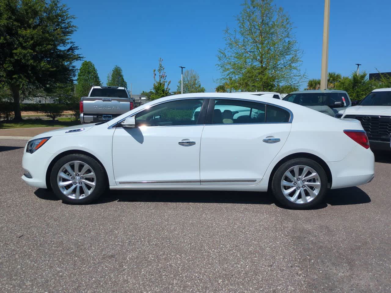 Thumbnail: 2016 Buick LaCrosse - 3